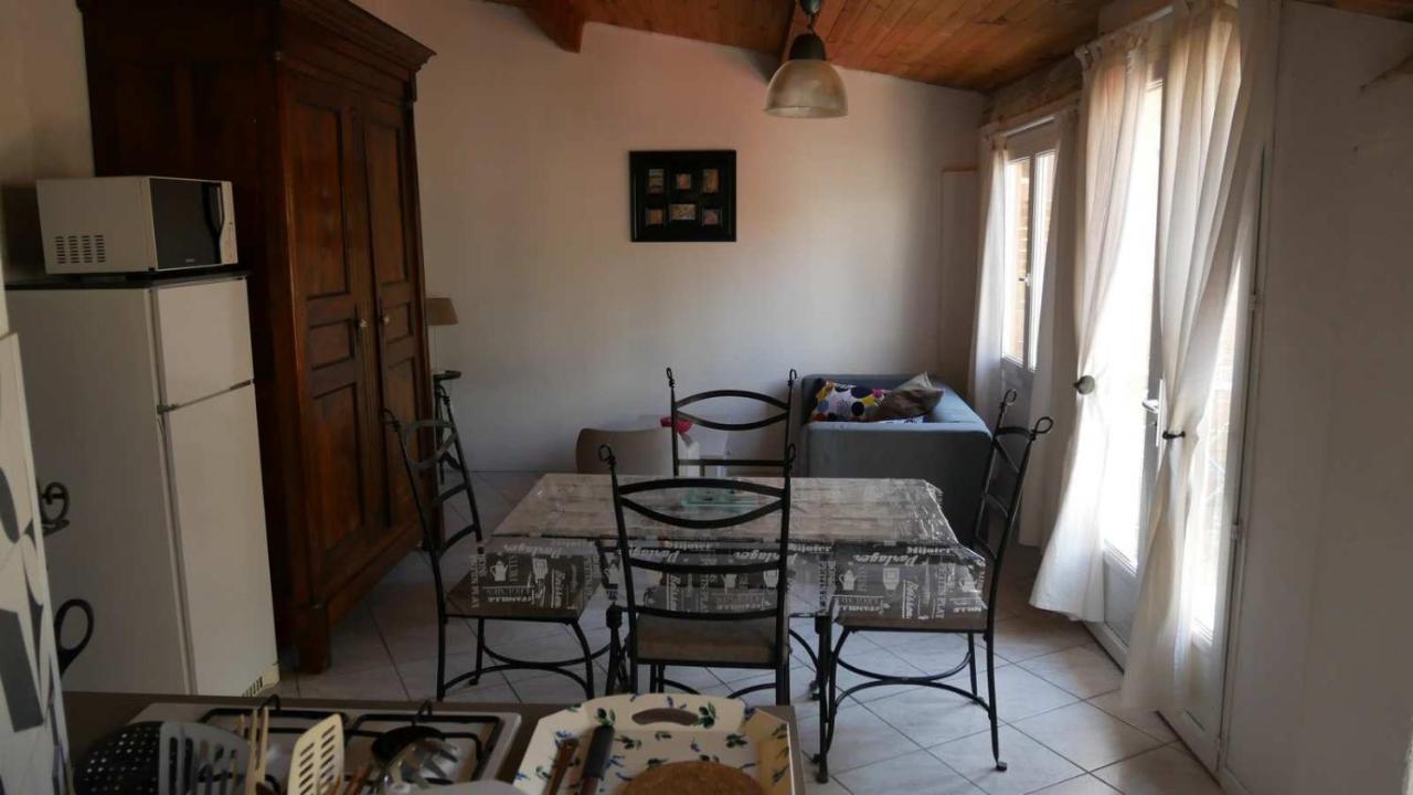 Апартаменты Mas Maurane - Les Lavandes Aux Portes D'Arles Тараскон Экстерьер фото